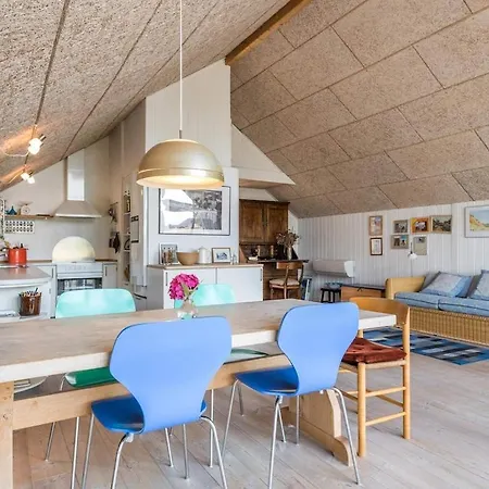 Cozy Lakeside Retreat - By Traum Сasa de vacaciones